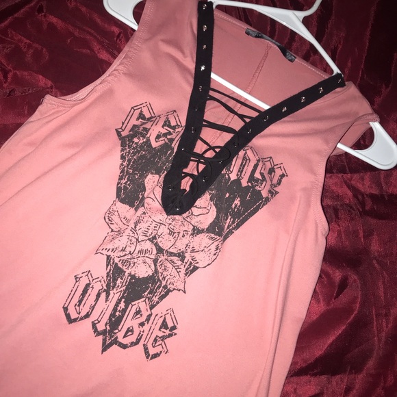 cute shirt - Picture 1 of 1
